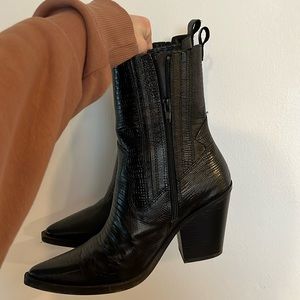 Black leather snakeskin western booties size 8 ALDO SO CUTE